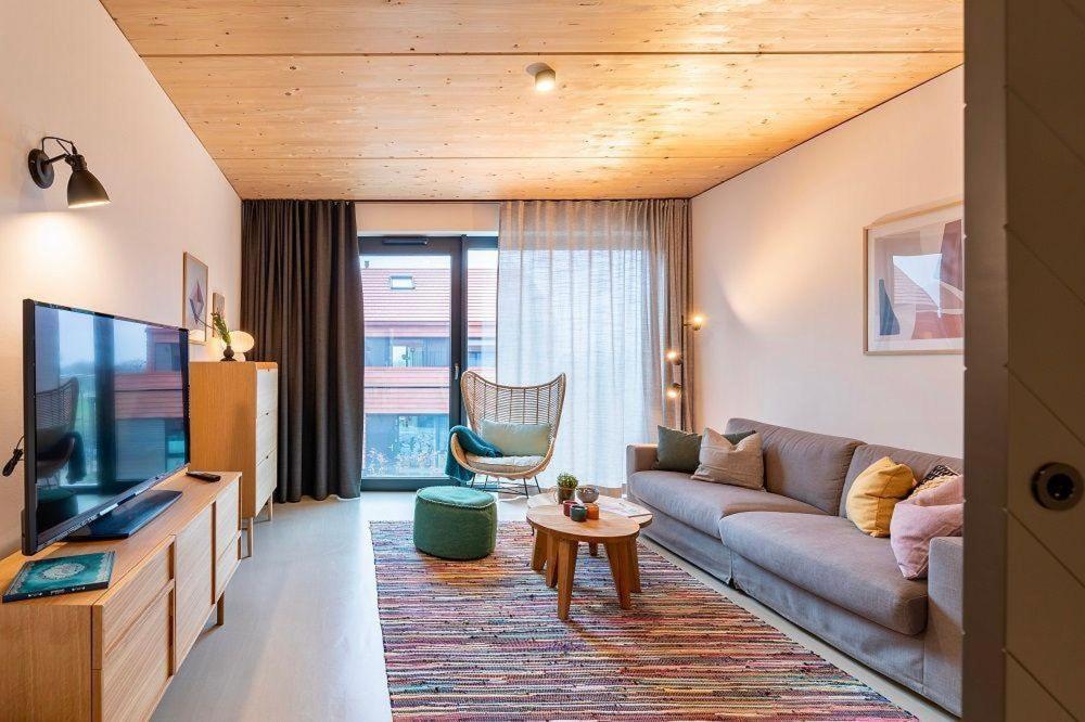 De-Ole-School-Kuestenliebe-Maisonette-Whg-15 โฮวัคท์ ภายนอก รูปภาพ