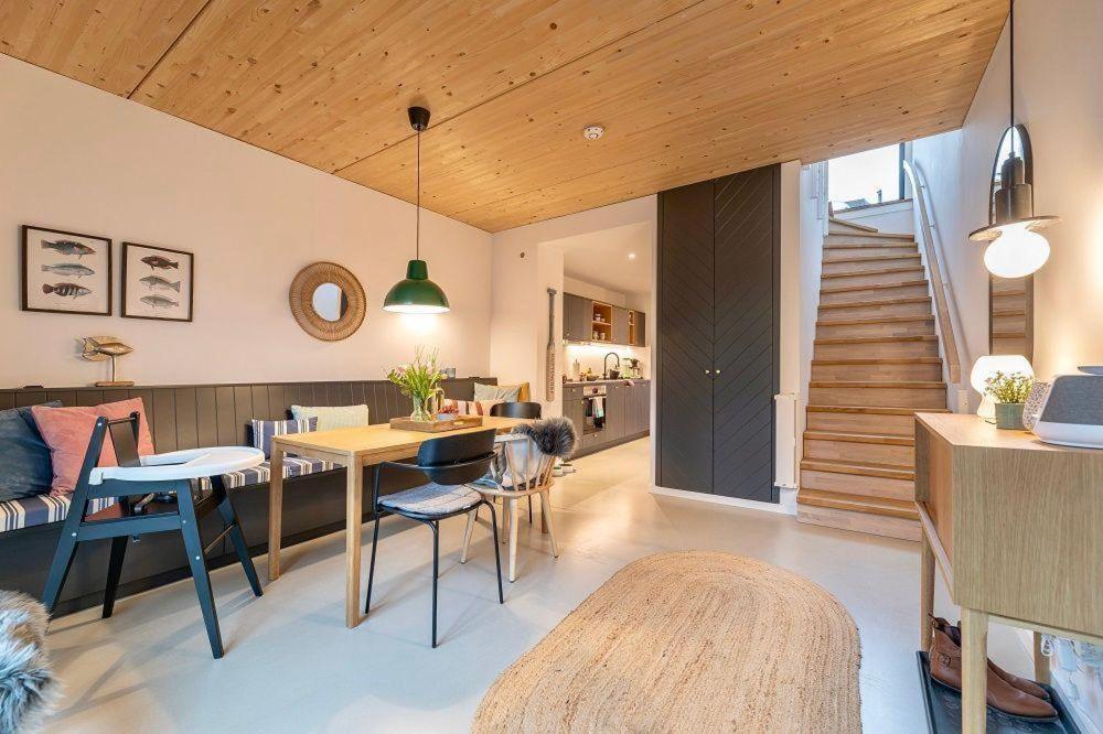 De-Ole-School-Kuestenliebe-Maisonette-Whg-15 โฮวัคท์ ภายนอก รูปภาพ