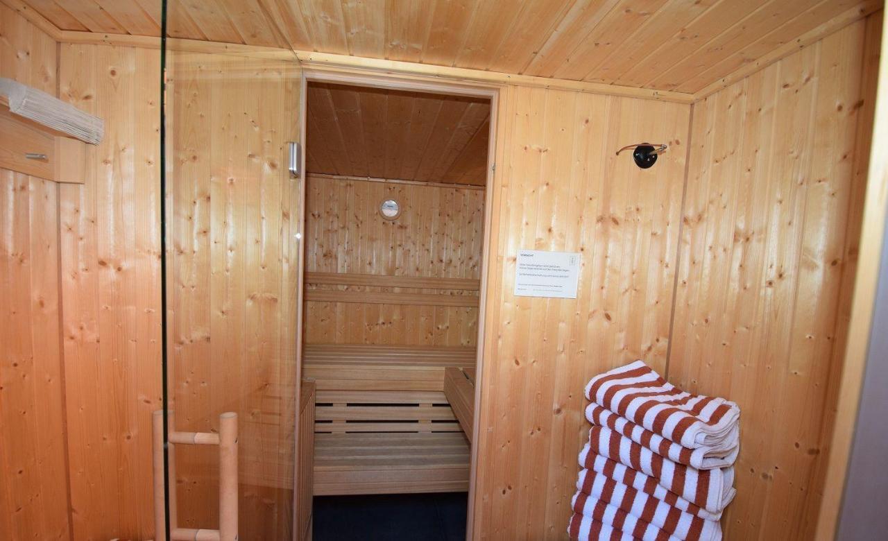 De-Ole-School-Kuestenliebe-Maisonette-Whg-15 โฮวัคท์ ภายนอก รูปภาพ